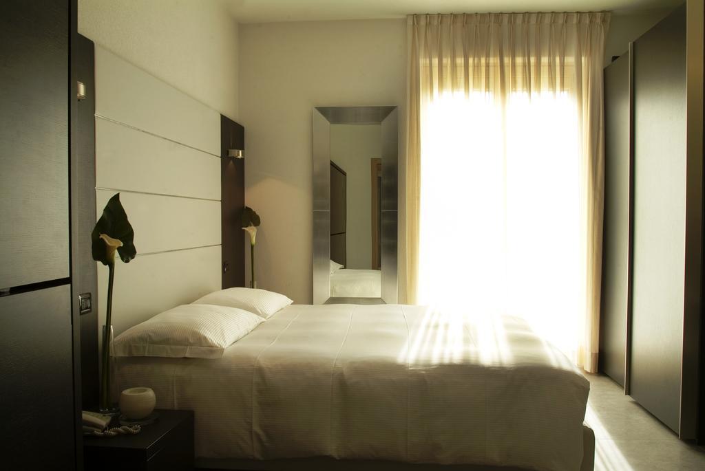 Hotel San Lorenzo Chiavenna Εξωτερικό φωτογραφία
