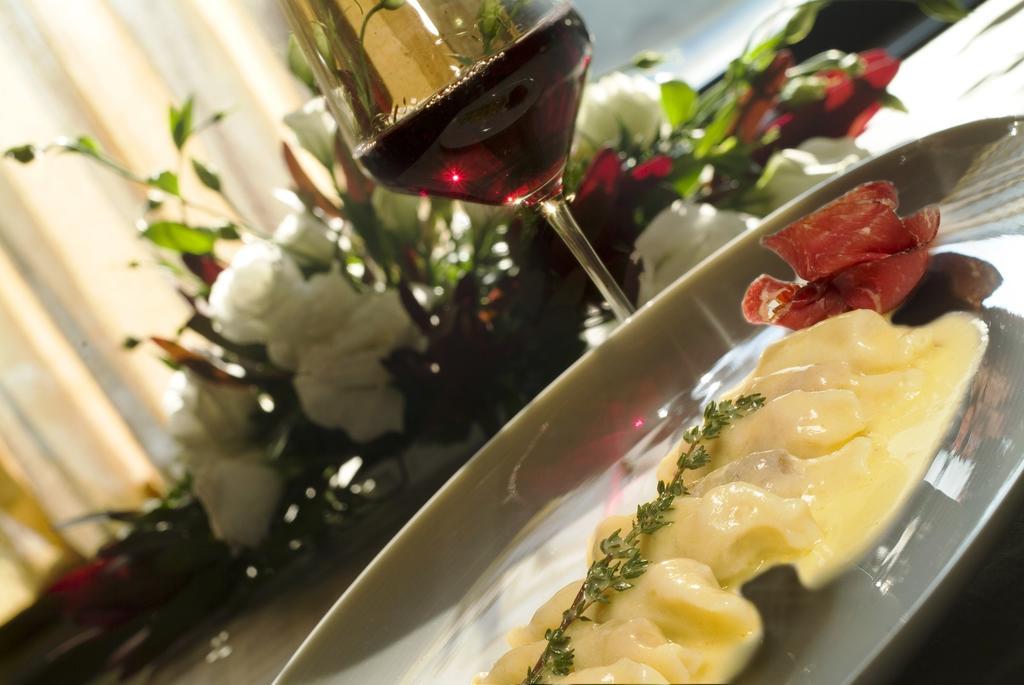 Hotel San Lorenzo Chiavenna Εξωτερικό φωτογραφία