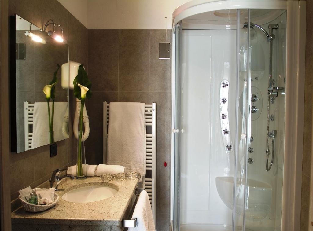 Hotel San Lorenzo Chiavenna Δωμάτιο φωτογραφία