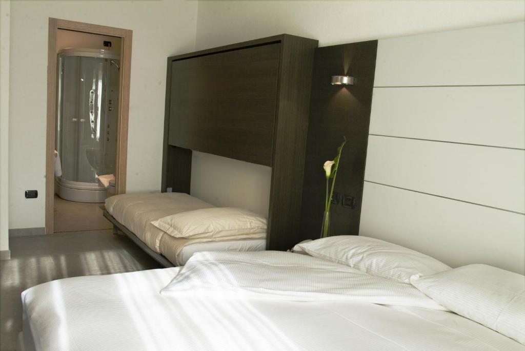 Hotel San Lorenzo Chiavenna Δωμάτιο φωτογραφία